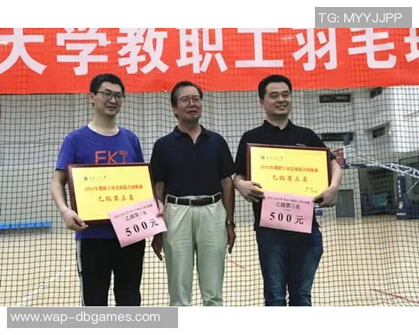 专访杨芳揭秘DOTA2成功背后的策略与团队协作秘诀